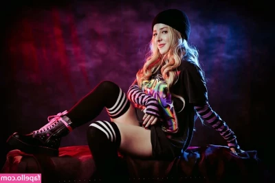 Olivia Hack [ olivia-hack-1 ] - Miss meee