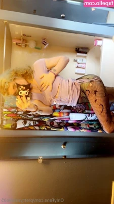 prettystella05 - Whats your favorite color lingerie