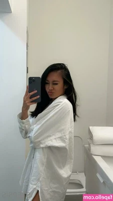jadekimiko - Trying too decide when to do a live stream on here. What day works