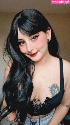 suuhflowers - 💦…if you’re not a VIP, you’re missing out on so