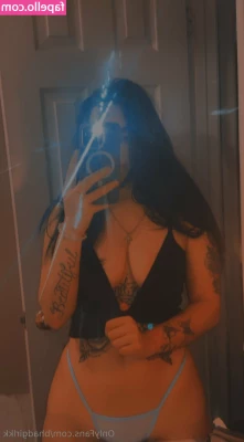 bhadgirlkk - Short dresses no panties there nothing wrong with this 😝