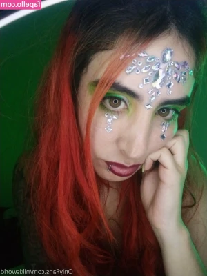 nikisworld - Turn your rebill on and I'll send you a special little treat at the