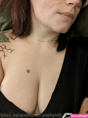 reads_everywhere [ reads-everywhere ] - More from the set, sexy innocent elf 🧝‍♀️ Don’t do