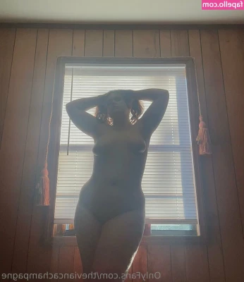 theviancachampagne - This mornings cum blast for you boys ❤️😍❤️ I need all the