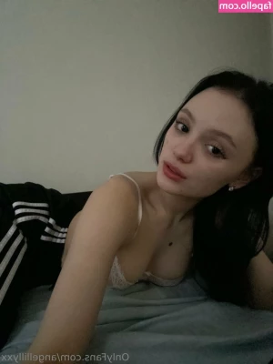 angelikalust - Y’all better check your messages! True story time!! I reenact one