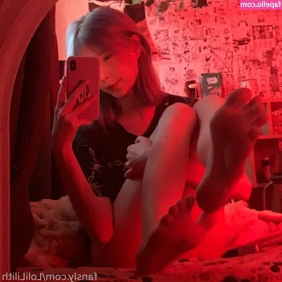 LittleLoliLilith - Care to help me wash my cheeks? 🥺👉👈