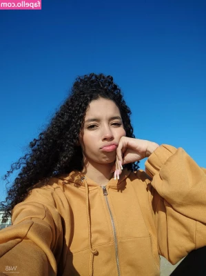 goddessvaleryp - FREEEEE    Videos   sexting  and moore And a gift for u baby    
