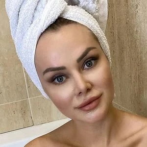 itsalisonavery
