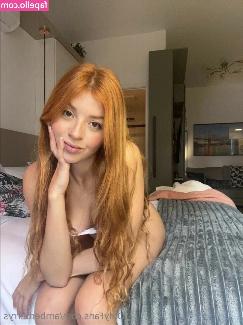 Amberberrys - Fresh out the shower  Feeling fine