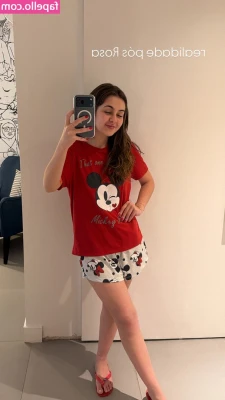 Klara Castanho [ klara-castanho ] - Do you like couch sex daddy? 🫦
