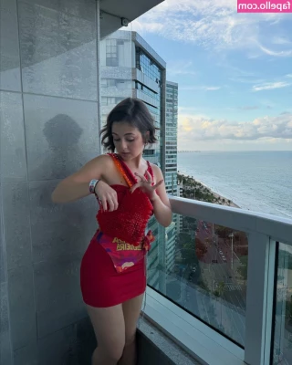 Klara Castanho [ klara-castanho ] - 𝐎𝐌𝐆! 😱😰 𝐂𝐎𝐌𝐄 𝐅𝐎𝐑 𝐅𝐑𝐄𝐄