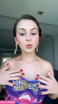Klara Castanho [ klara-castanho ] - WHO WANTS ME TO MAKE THEM A SEXY STRIPPING VIDEO 💋