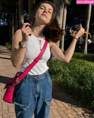 Klara Castanho [ klara-castanho ] - Should I send you something sexy