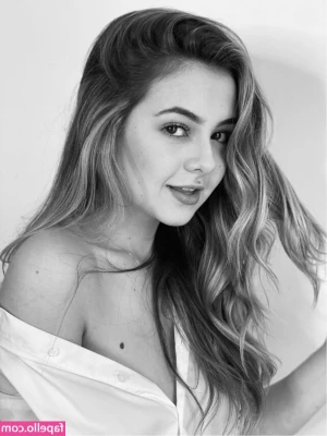 Klara Castanho [ klara-castanho ] - Lovely Tuesday