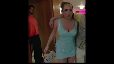 Isabelle Smith [ isabelle-smith ] - what position do u want to see me get fucked in