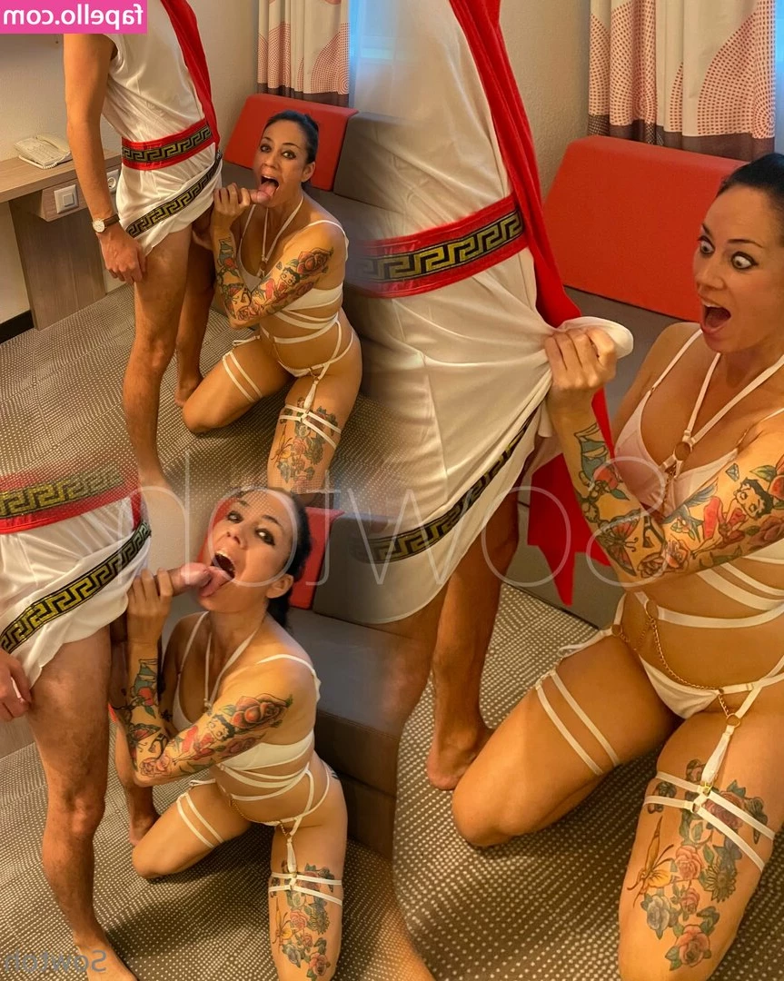 sowtoh - Want some new content  Message me what you want to see
