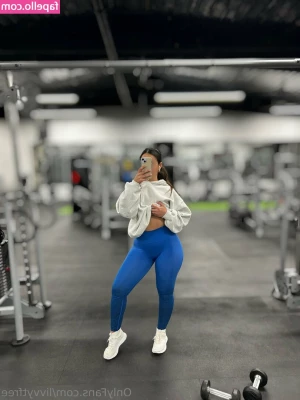 livvytfree - Let s have sone fun tonight