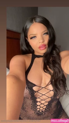 phatandjuicybox - I'm chainsmoking while I'm showing you my titties and tan lines