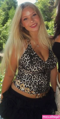 Addisyn.obrien [ addisyn-obrien ] - Merry Christmas everyone  I don t plan to fully continue my page