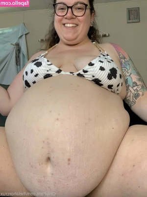 hela.stoned.bbw [ hela-stoned-bbw ] - Simplicity carried to an extreme, becomes elegance ✨💕