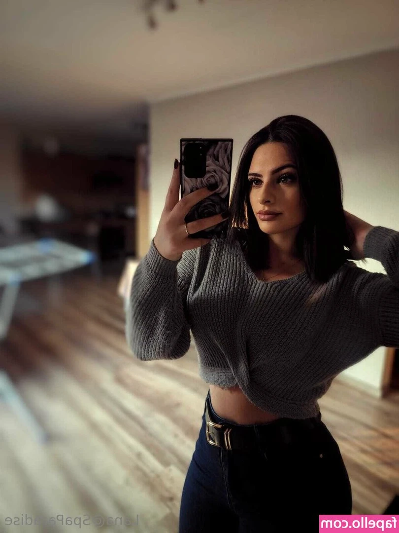 lana_spaparadise [ lana-spaparadise ] - Living proof that my bf lasts less than 30 seconds in my pussy 🥰  