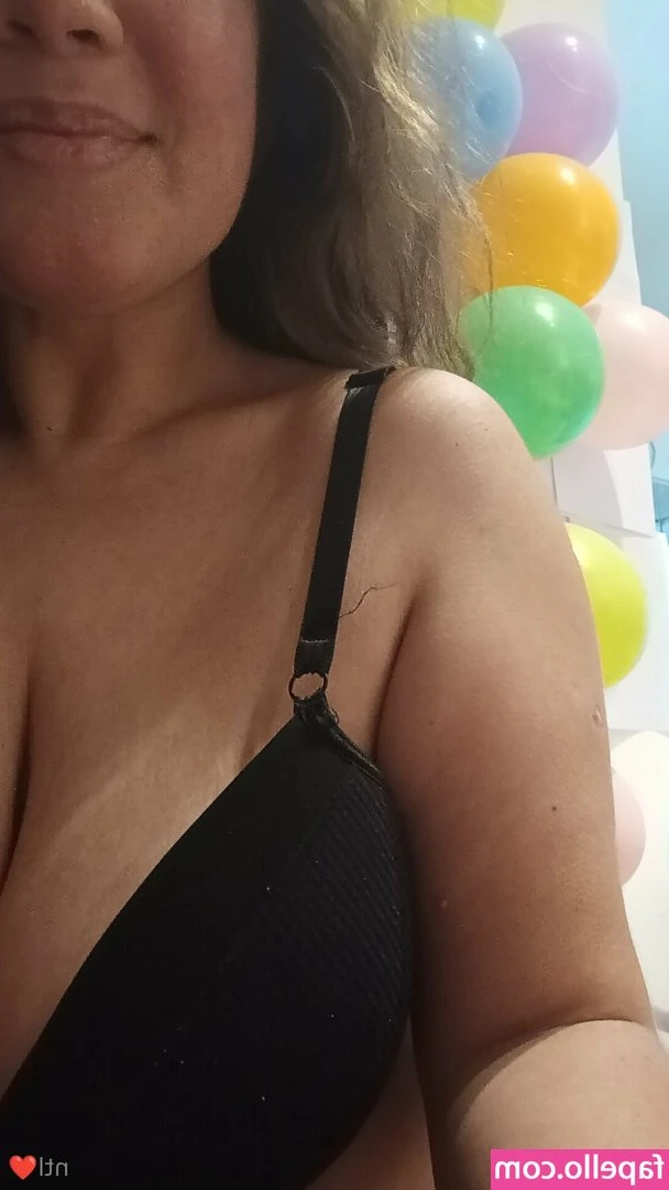 missnattalie - Do you want to make me wetter? I’m available for video calls for