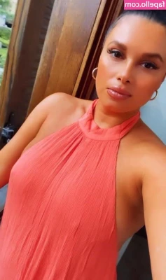 Joy Taylor [ joy-taylor ] - My big pretty titties at work today