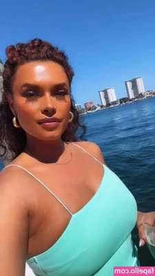 Joy Taylor [ joy-taylor ] - Happy Friday my friends
