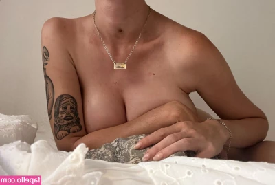 onlyzaboomafoo - Hi, baby! Want to see how naughty things can get?🥰😈