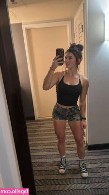 Hannah Barron [ hannah-barron ] - Cum and play with me 😈