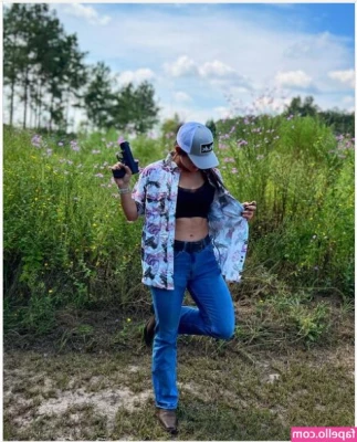 Hannah Barron [ hannah-barron ] - Heading out on a camping trip for the next two nights, give me some