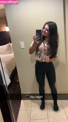Hannah Barron [ hannah-barron ] - Your Goddess is officially a hotwife 🔥🔥🔥