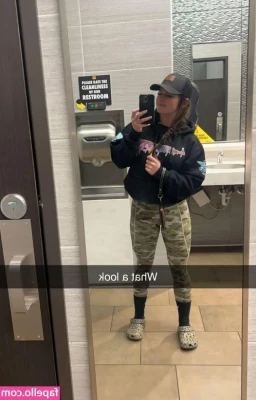Hannah Barron [ hannah-barron ] - so where would u cum??