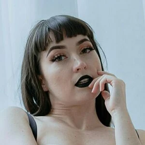 missdominofaye