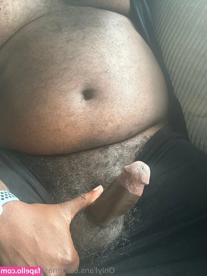 masternickrage - who wants a piece of my cake ???? 🎂 👅🥵