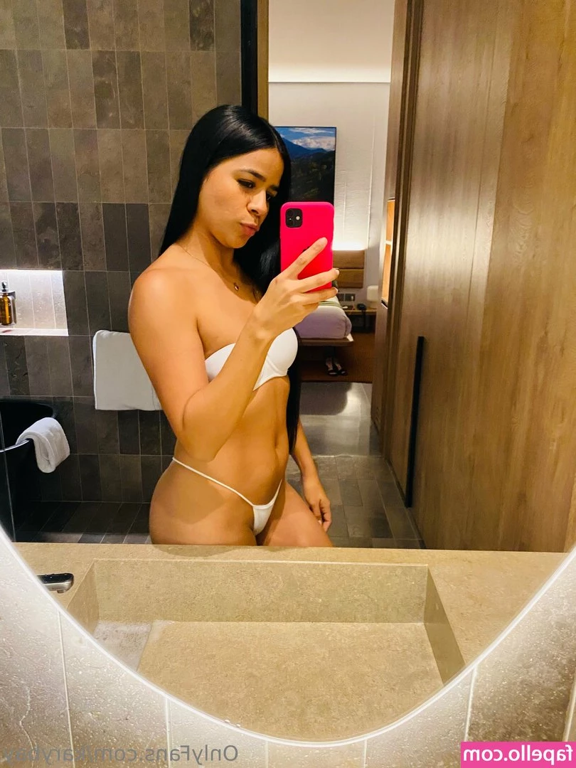 karybay - New 6 minute video! Playing with one of my toys 🥰 First time the