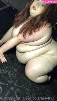 claireberrybbw - Comfy clothes to go to bed  want to join me