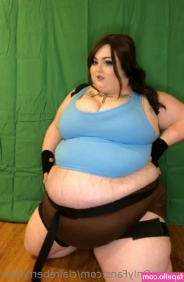 claireberrybbw - Latex ASMR  figures I d start off my OF with multiple posts to get