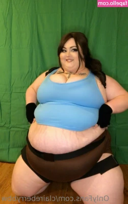 claireberrybbw - https://onlyfans.com/1349314025/lilylong