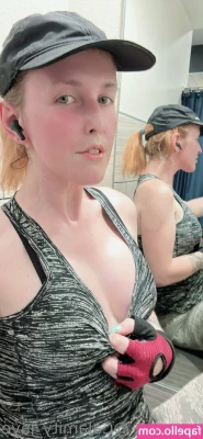 calamity_jaye [ calamity-jaye ] - mmmm I like 🍆👉🏻🍑💦