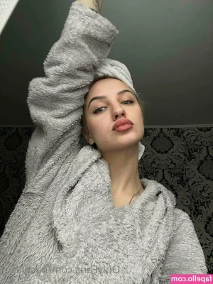 nastyasol - Ask the question, cum see the answer in your DMs