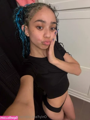 angelicaaaaa [ angelicaaaaa-3 ] - Play with it