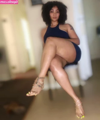 God Beth [ god-beth ] - Do you like this angle 😈💋