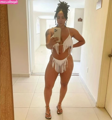 God Beth [ god-beth ] - Beautiful titties long asf 😍🙌🏾✨