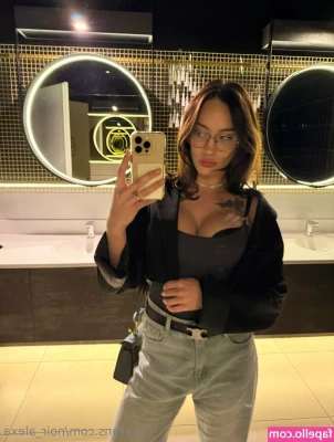noir_alexa [ noir-alexa ] - Wishing you a great weekends dearest, with me 💋🖤