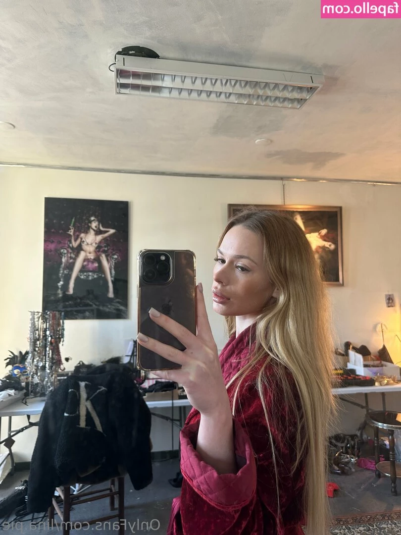 lina.pie [ lina-pie-1 ] - Here's the red video since yall chose red ❤ Been working on Patreon