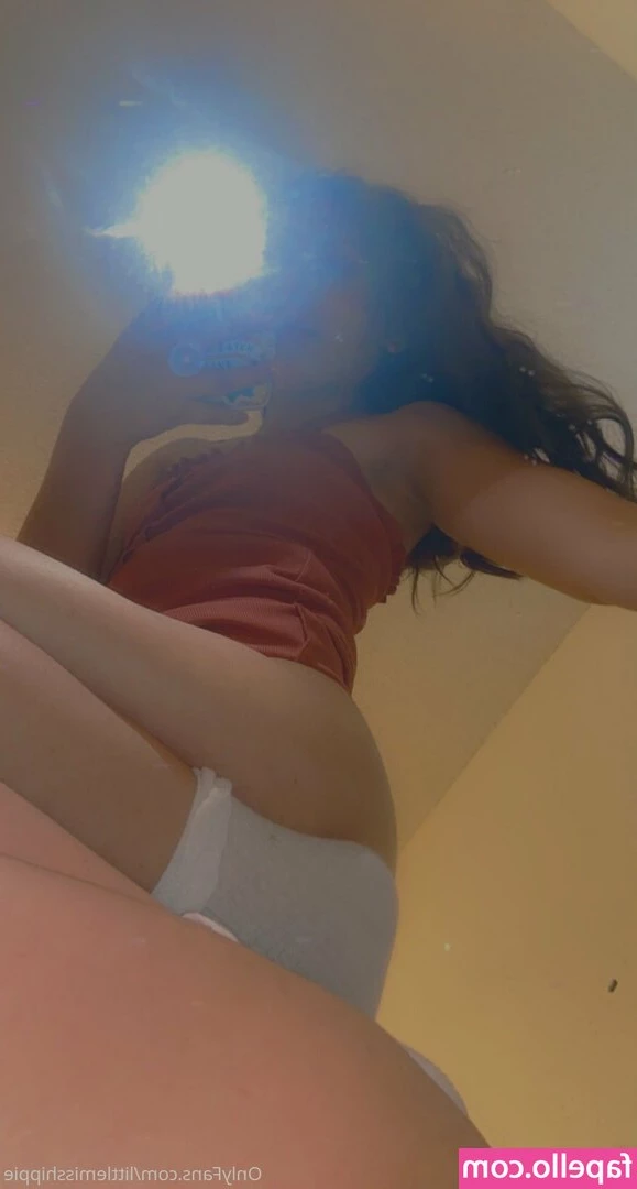 madelynbee - Tuesday s cumshot