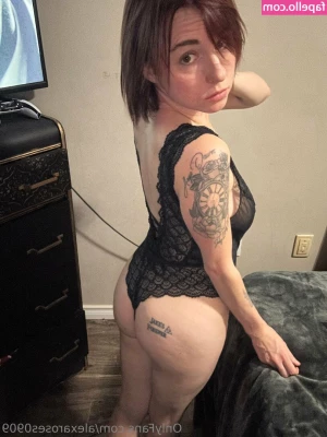 alexaroses0909 - Lets play cops and robbers ;)