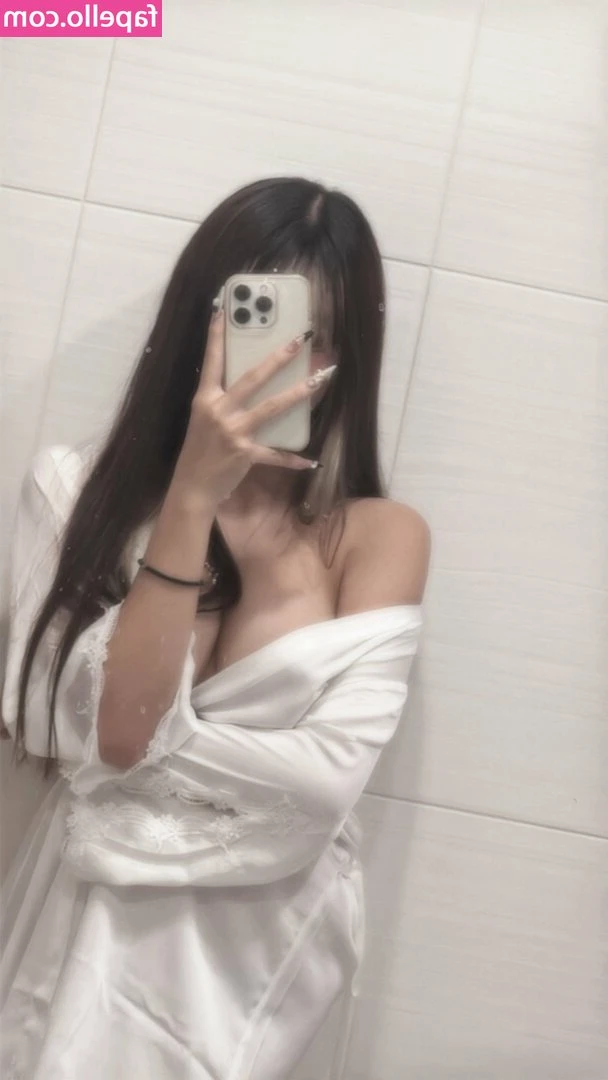 qiao._.1018 [ qiao-1018 ] - Good morning! Only horny people can see this post 💕