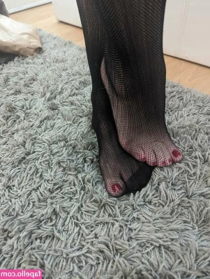 Real Life Lovers [ real-life-lovers ] - Fuuuuck 🤤 My cock is leaking so much pre cum.. I wish you were